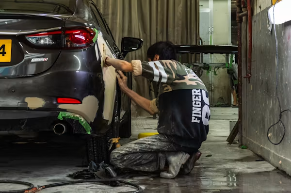 Car paint refinishing in California for damaged vehicle paint